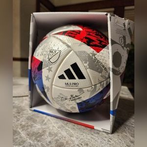 Adidas 2023 MLS pro soccer/football
